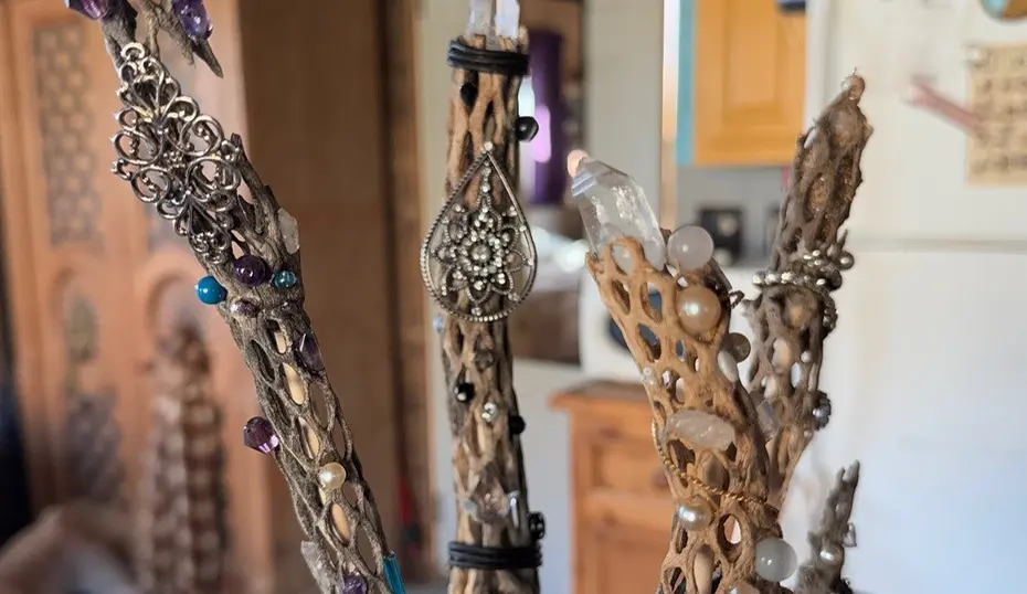 home tikas trinkets jewelry 2